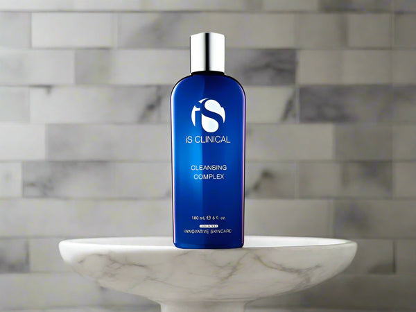 iS Clinical Cleansing Complex