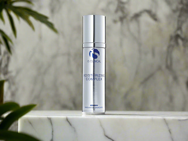 iS Clinical Moisturizing Complex
