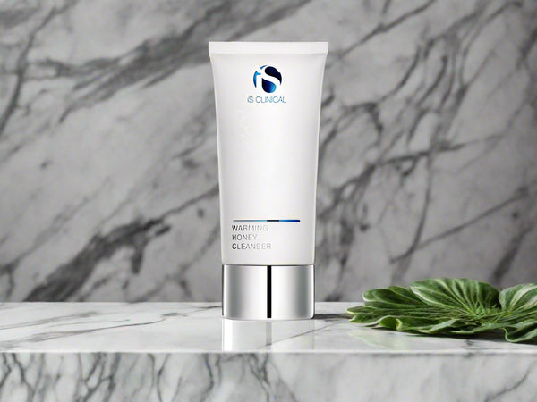 iS Clinical Warming Honey Cleanser