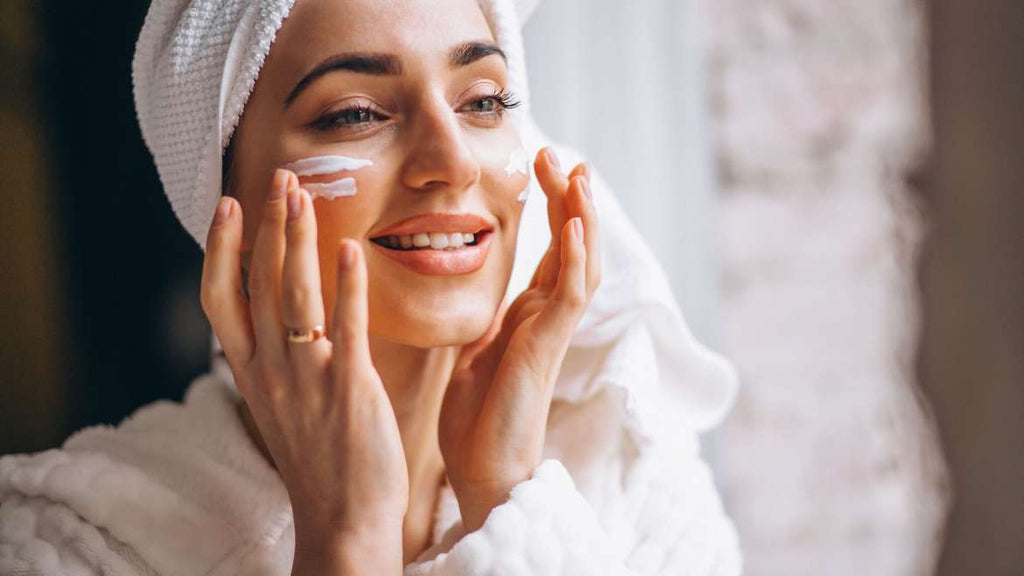 How to Choose a Sunscreen to Stay Sun Safe