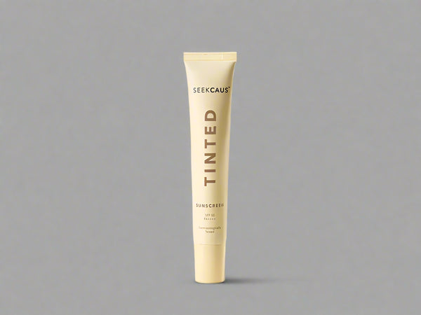 Seekcaus Tinted Sunscreen Gel SPF 50 PA++++